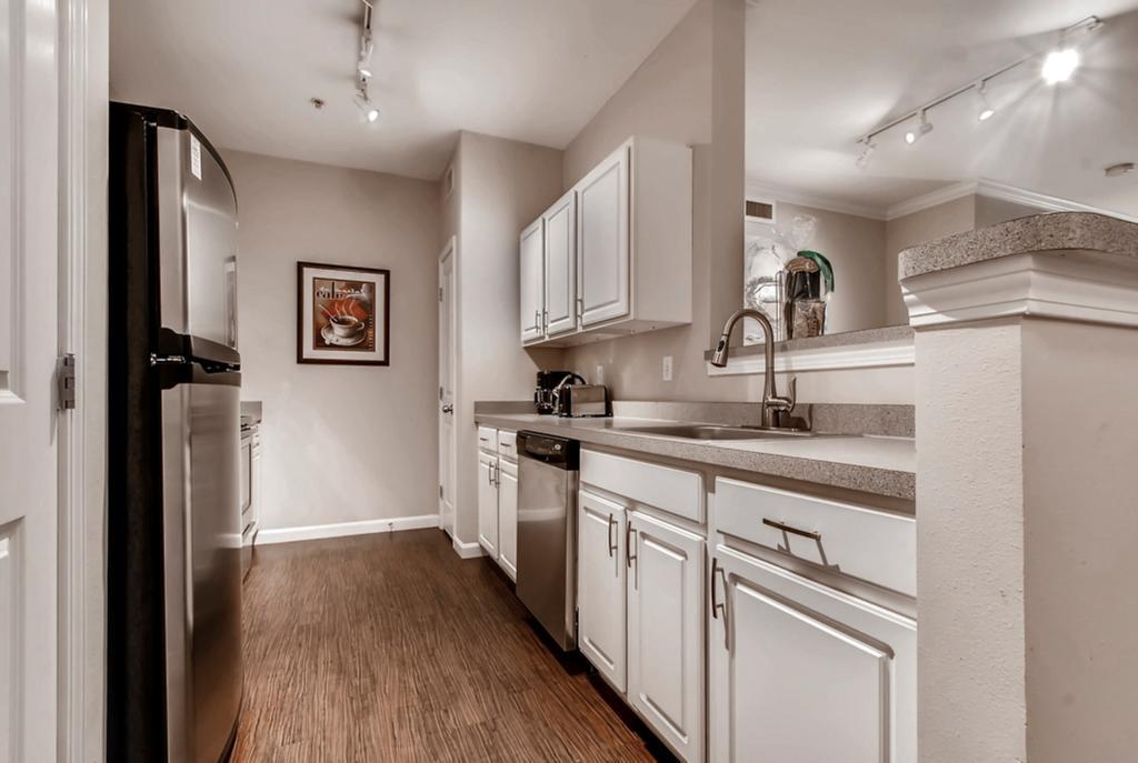 Bluebird Suites In Downtown Providence Esterno foto
