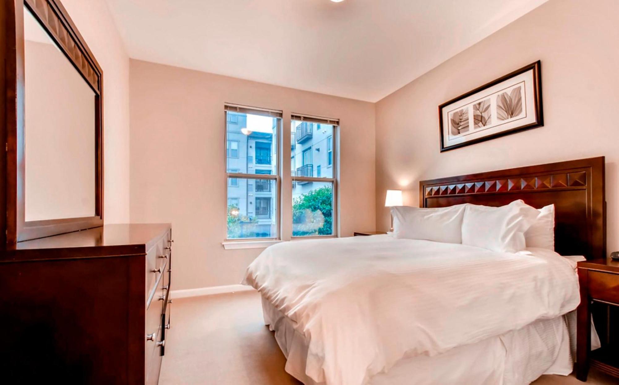 Bluebird Suites In Downtown Providence Esterno foto