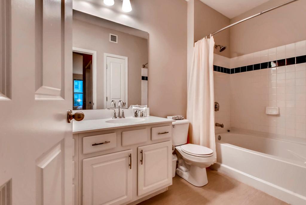Bluebird Suites In Downtown Providence Esterno foto